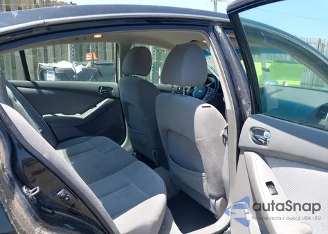 2007 Nissan Altima 2.5 S z USA, uszkodzony, nr VIN 1N4AL21E67N459313